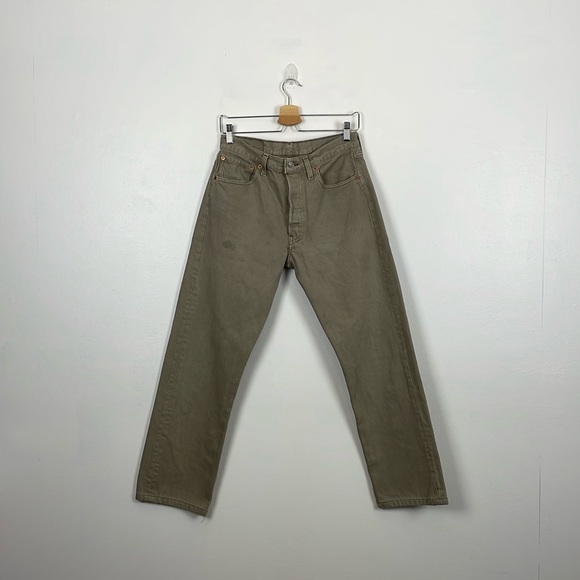 Levis 501 Jeans Mens 32-34 Straight Leg Red Tag Button Fly 5 Pocket Denim Jeans - Picture 1 of 10